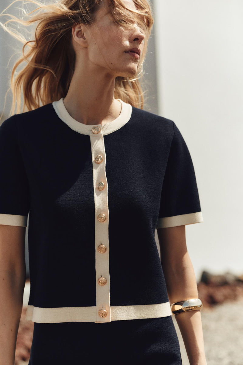 SHORT SLEEVE KNIT CARDIGAN