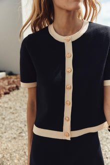 SHORT SLEEVE KNIT CARDIGAN