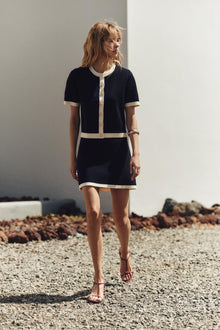 SHORT SLEEVE KNIT CARDIGAN